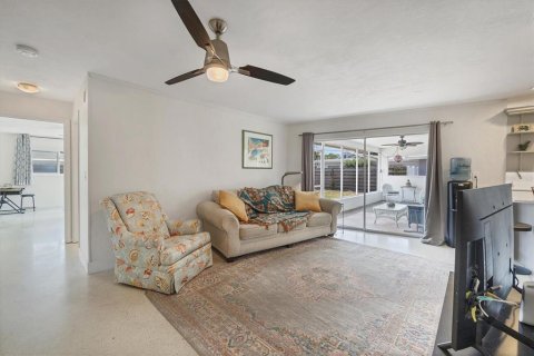 Villa ou maison à vendre à Sarasota, Floride: 3 chambres, 152.27 m2 № 1749460 - photo 13