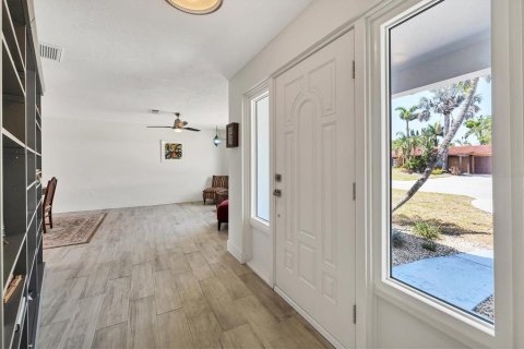 Villa ou maison à vendre à Sarasota, Floride: 3 chambres, 152.27 m2 № 1749460 - photo 4