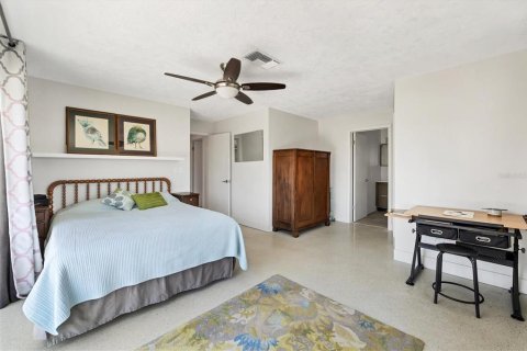 Villa ou maison à vendre à Sarasota, Floride: 3 chambres, 152.27 m2 № 1749460 - photo 17