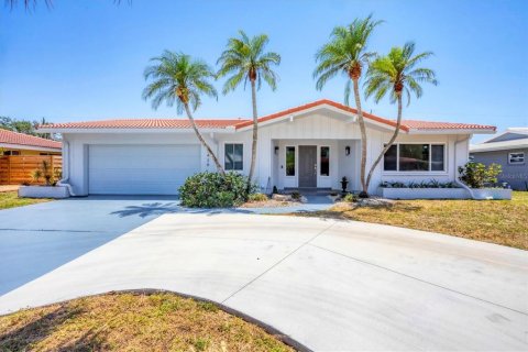Villa ou maison à vendre à Sarasota, Floride: 3 chambres, 152.27 m2 № 1749460 - photo 2