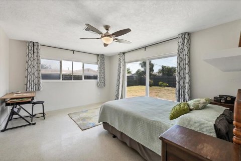 Villa ou maison à vendre à Sarasota, Floride: 3 chambres, 152.27 m2 № 1749460 - photo 15