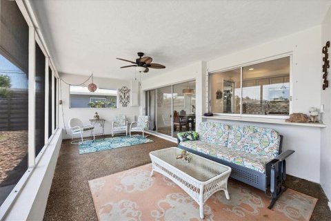 Villa ou maison à vendre à Sarasota, Floride: 3 chambres, 152.27 m2 № 1749460 - photo 23