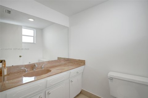 Copropriété à vendre à Lauderdale Lakes, Floride: 1 chambre, 72.74 m2 № 2046934 - photo 11