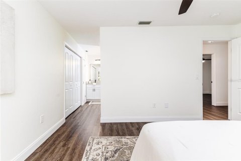 House in Lakeland, Florida 4 bedrooms, 177.91 sq.m. № 1434953 - photo 27