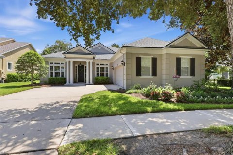 House in DeLand, Florida 2 bedrooms, 226.22 sq.m. № 2304501