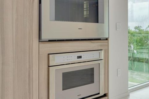 Купить кондоминиум в Клируотер, Флорида 10 комнат, 196.67м2, № 1835137 - фото 11