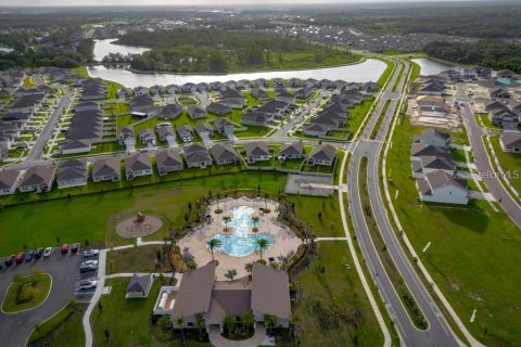 Villa ou maison à vendre à Kissimmee, Floride: 4 chambres, 171.22 m2 № 2144163 - photo 24