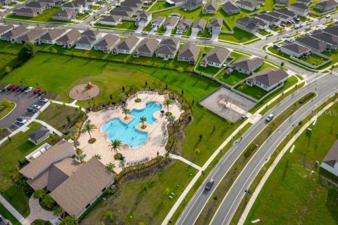 Villa ou maison à vendre à Kissimmee, Floride: 4 chambres, 171.22 m2 № 2144163 - photo 25