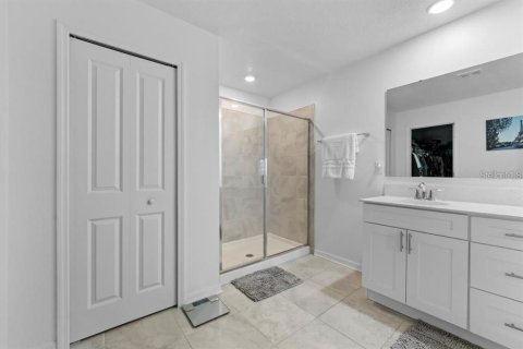 Villa ou maison à vendre à Kissimmee, Floride: 4 chambres, 171.22 m2 № 2144163 - photo 12