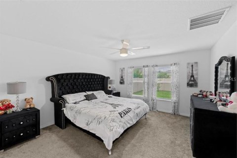 Villa ou maison à vendre à Kissimmee, Floride: 4 chambres, 171.22 m2 № 2144163 - photo 14