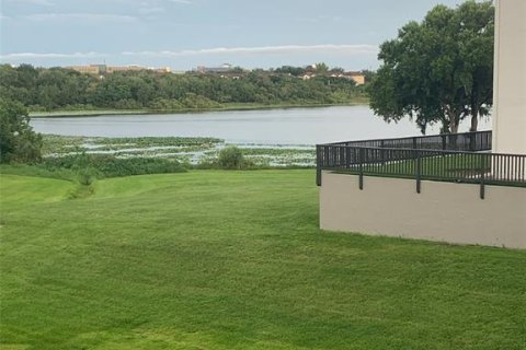 Condo in Altamonte Springs, Florida, 2 bedrooms  № 2238733 - photo 2