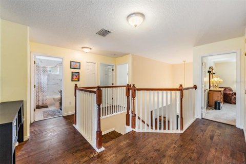 House in Lutz, Florida 6 bedrooms, 289.02 sq.m. № 1900944 - photo 30