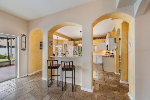 House in Lutz, Florida 6 bedrooms, 289.02 sq.m. № 1900944 - photo 9