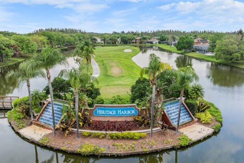 House in Lutz, Florida 6 bedrooms, 289.02 sq.m. № 1900944 - photo 3
