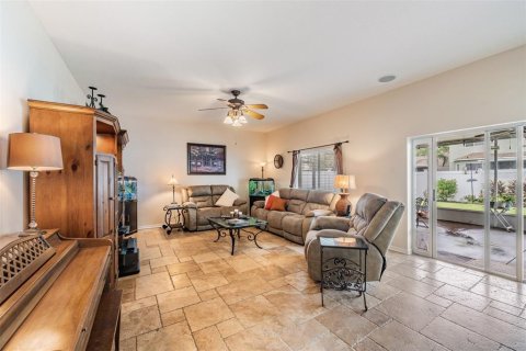 House in Lutz, Florida 6 bedrooms, 289.02 sq.m. № 1900944 - photo 13