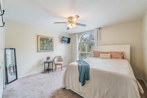 House in Lutz, Florida 6 bedrooms, 289.02 sq.m. № 1900944 - photo 26