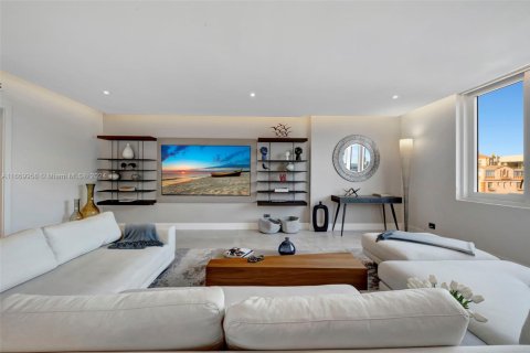 Copropriété à louer à Miami Beach, Floride: 2 chambres, 159.79 m2 № 1668335 - photo 3
