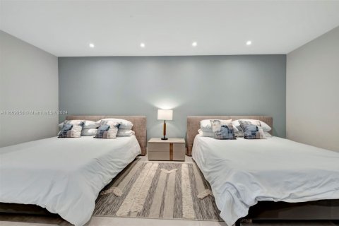 Copropriété à louer à Miami Beach, Floride: 2 chambres, 159.79 m2 № 1668335 - photo 4