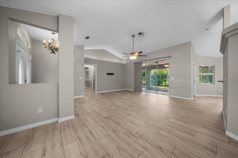 Villa ou maison à vendre à Ocala, Floride: 3 chambres, 160.26 m2 № 2235401 - photo 8