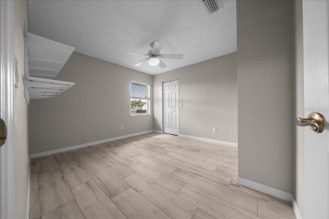 Villa ou maison à vendre à Ocala, Floride: 3 chambres, 160.26 m2 № 2235401 - photo 15