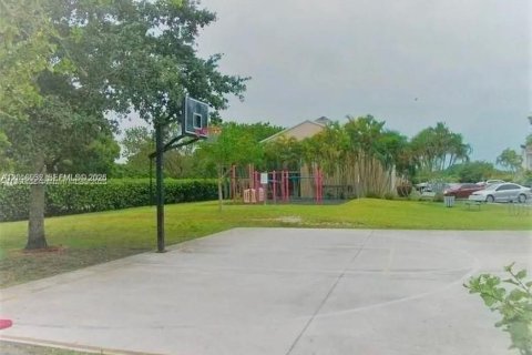 Appartement à louer à Homestead, Floride: 2 chambres, 90.12 m2 № 2168800 - photo 10