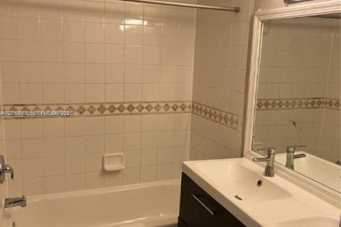 Appartement à louer à Homestead, Floride: 2 chambres, 90.12 m2 № 2168800 - photo 5
