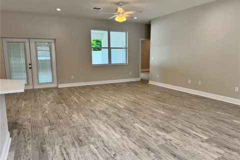 House in Dade City, Florida 4 bedrooms, 211.82 sq.m. № 1824762 - photo 21