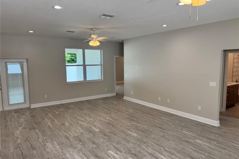 House in Dade City, Florida 4 bedrooms, 211.82 sq.m. № 1824762 - photo 29