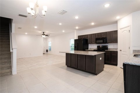Touwnhouse à vendre à Lakeland, Floride: 3 chambres, 155.7 m2 № 1785362 - photo 7