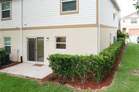 Touwnhouse à vendre à Lakeland, Floride: 3 chambres, 155.7 m2 № 1785362 - photo 23