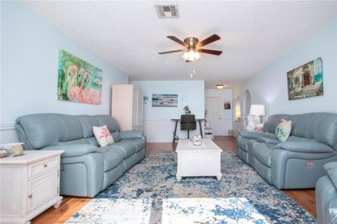 House in Port Charlotte, Florida 3 bedrooms, 115.38 sq.m. № 1584562 - photo 21