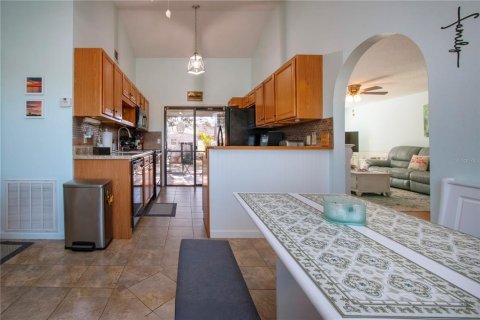 House in Port Charlotte, Florida 3 bedrooms, 115.38 sq.m. № 1584562 - photo 26