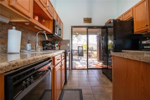 House in Port Charlotte, Florida 3 bedrooms, 115.38 sq.m. № 1584562 - photo 27