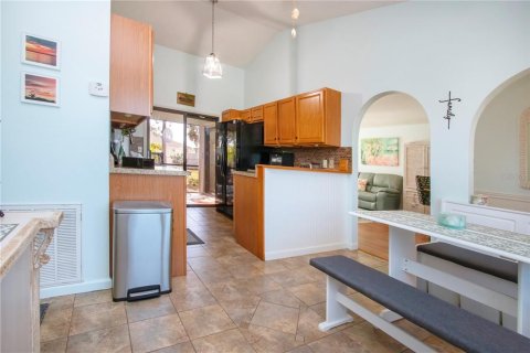 House in Port Charlotte, Florida 3 bedrooms, 115.38 sq.m. № 1584562 - photo 25