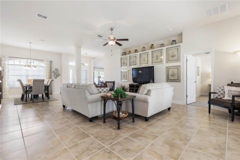 House in Palm Coast, Florida 4 bedrooms, 210.42 sq.m. № 2166748 - photo 6