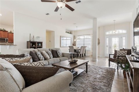 House in Palm Coast, Florida 4 bedrooms, 210.42 sq.m. № 2166748 - photo 5