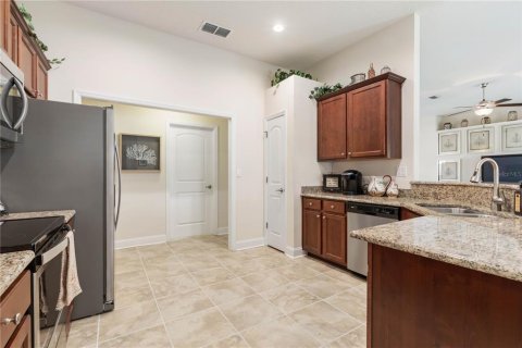 House in Palm Coast, Florida 4 bedrooms, 210.42 sq.m. № 2166748 - photo 14