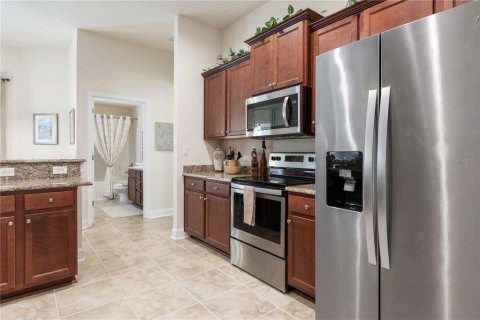 House in Palm Coast, Florida 4 bedrooms, 210.42 sq.m. № 2166748 - photo 17