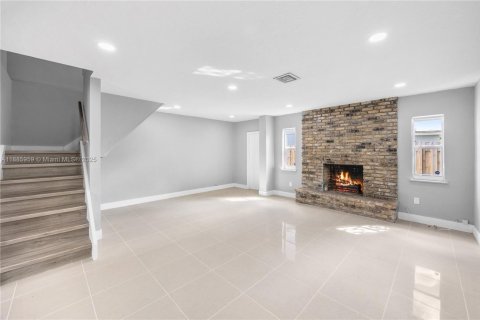 Casa en venta en Lauderhill, Florida, 3 dormitorios, 169.27 m2 № 1933927 - foto 20