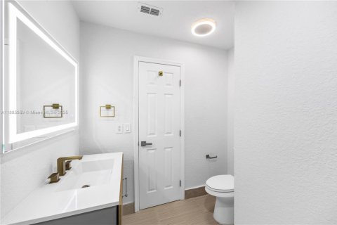 Casa en venta en Lauderhill, Florida, 3 dormitorios, 169.27 m2 № 1933927 - foto 14