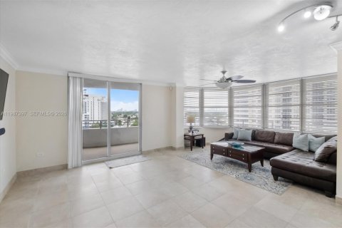 Copropriété à vendre à Miami Beach, Floride: 1 chambre, 84.73 m2 № 2055958 - photo 4