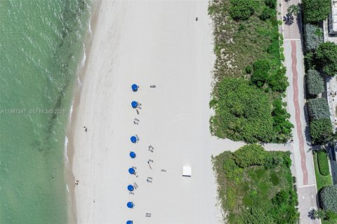 Copropriété à vendre à Miami Beach, Floride: 1 chambre, 84.73 m2 № 2055958 - photo 18