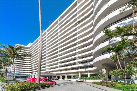 Copropriété à vendre à Miami Beach, Floride: 1 chambre, 84.73 m2 № 2055958 - photo 16
