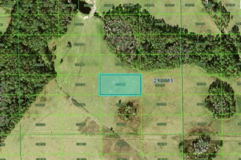 Terreno en Polk City, Florida № 2235311