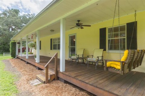 House in Dade City, Florida 3 bedrooms, 172.43 sq.m. № 1837397 - photo 5