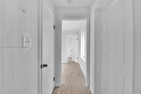 Apartamento en alquiler en Miami, Florida, 1 dormitorio, 346.62 m2 № 1954411 - foto 6