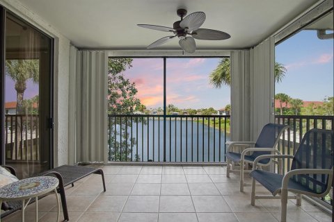 Condo in Stuart, Florida, 2 bedrooms № 2084167 - photo 11