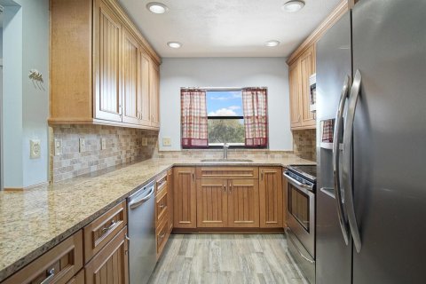 Condo in Stuart, Florida, 2 bedrooms № 2084167 - photo 16