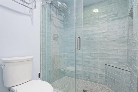 Condo in Stuart, Florida, 2 bedrooms № 2084167 - photo 8