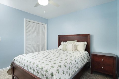 Condo in Stuart, Florida, 2 bedrooms № 2084167 - photo 23